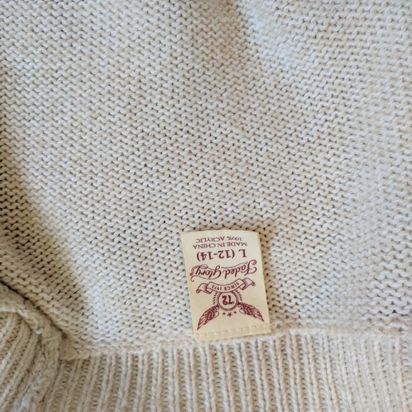 Cardigan - Picture 2 of 4